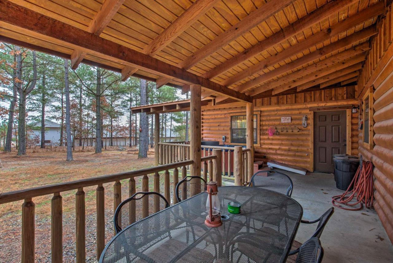 Broken Bow Cabin With Hot Tub And Deck - 4 Mi To Lake! Ngoại thất bức ảnh
